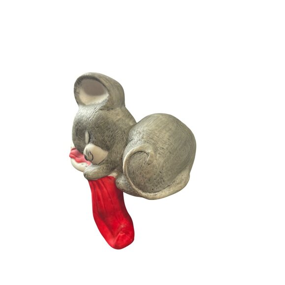 Vintage Christmas Mouse Stocking Holder Gray & Red Ceramic Taiwan 1987 - Picture 3 of 6